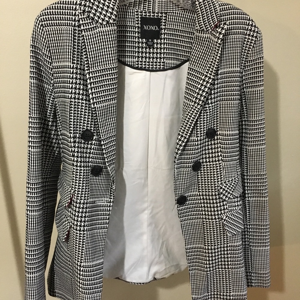 XO houndstooth blazer